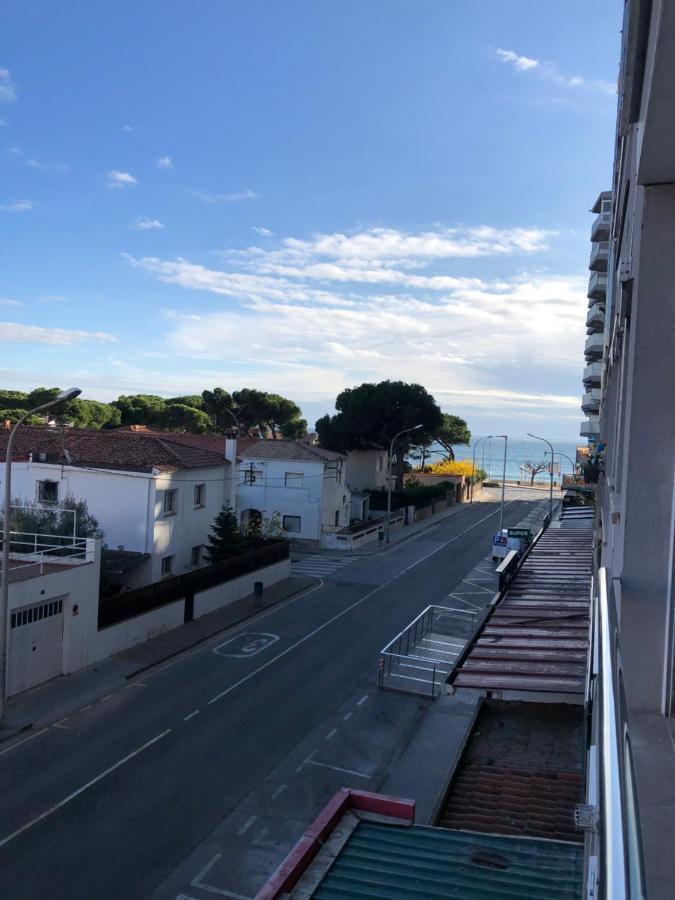 Beta'S Place - Apartamento Primera Linea De Playa Blanes Esterno foto